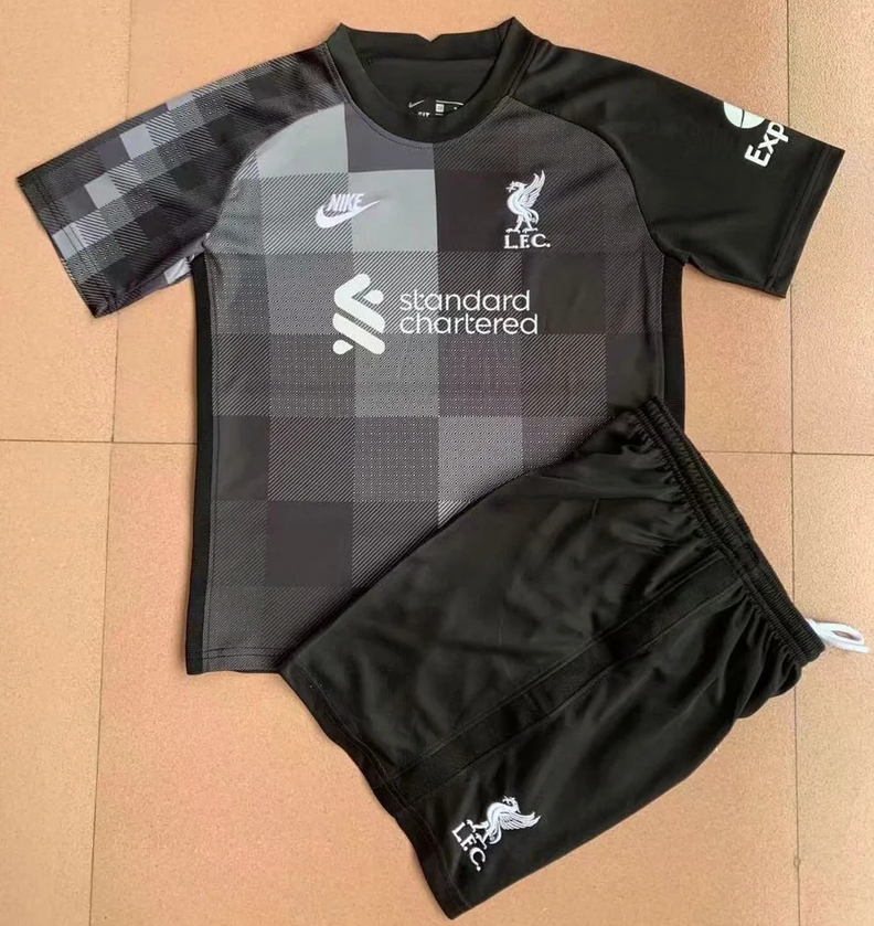 Kids 2021/22 Liverpool Goalkeeper Black Soccer Kits Shirt With Shorts